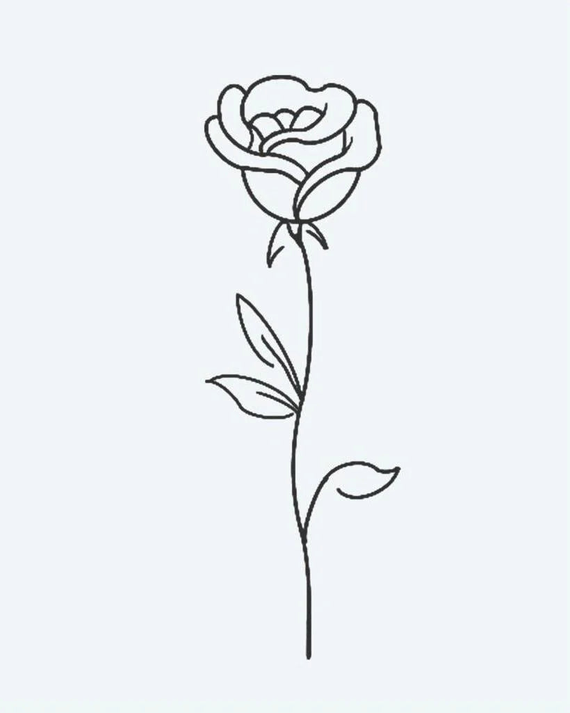Tatuaje semi-permanente Rosa Solitaria diseño de INKON – ilustración de delicado, único, con tallo, rosa, hojas, 2 x 2 in (5x5cm), disponible en inkon.co
