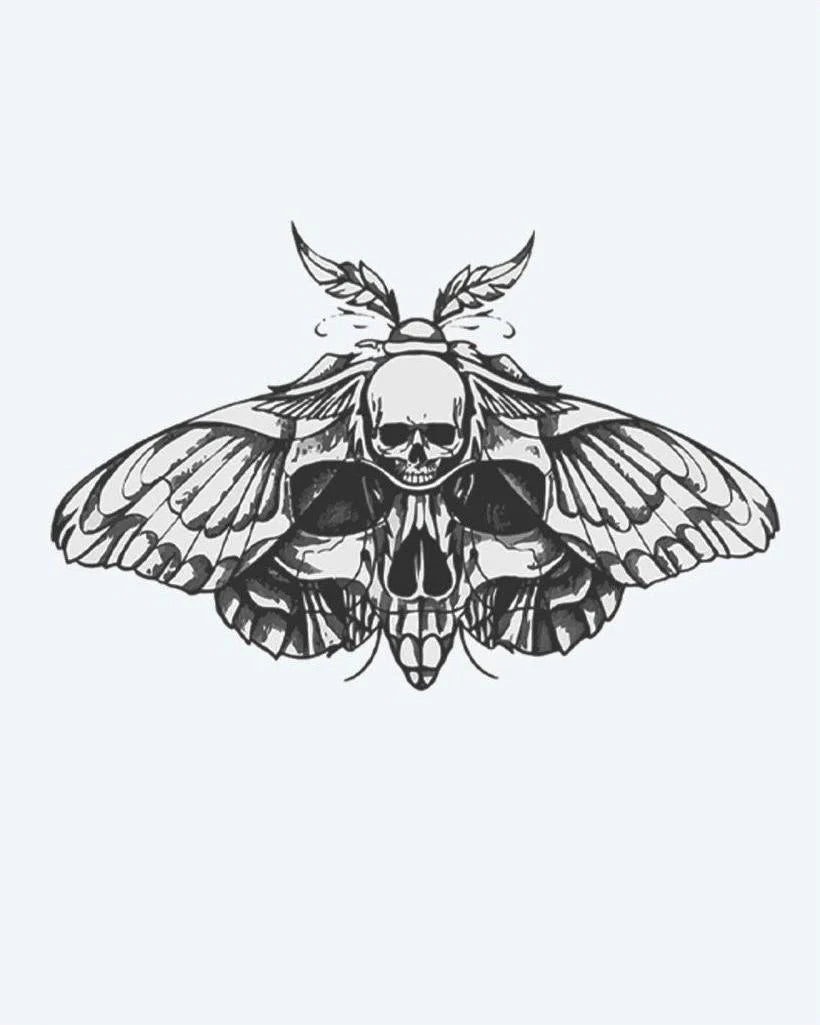 Tatuaje semi-permanente Polilla de la Muerte diseño de INKON – ilustración de polilla, calavera, patrón, tórax, intrincadamente, 3 x 4 in (6x11cm), disponible en inkon.co