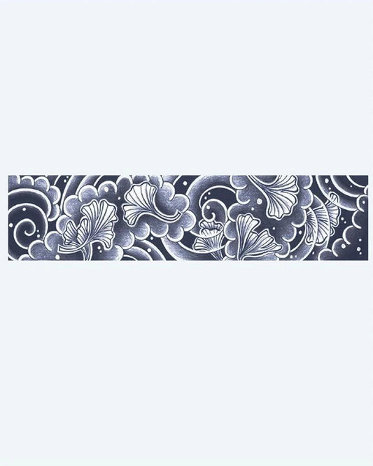 Tatuaje semi-permanente Brazalete de Hojas de Ginkgo y Nubes diseño de INKON – ilustración de japonés, brazalete, delicado, ginkgo, hojas, 2 x 9 in (5x23cm), disponible en inkon.co