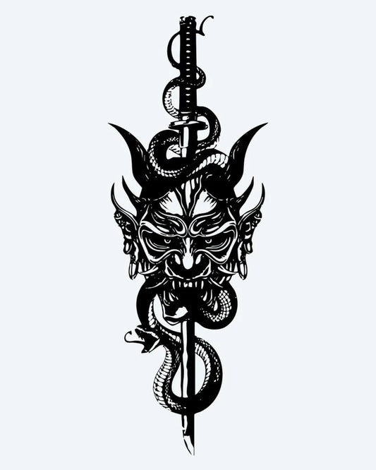 Tatuaje semi-permanente Máscara Oni y Daga Serpiente diseño de INKON – ilustración de amenazante, japonés, demonio, máscara, cuernos, 4 x 8 in (11x21cm), disponible en inkon.co