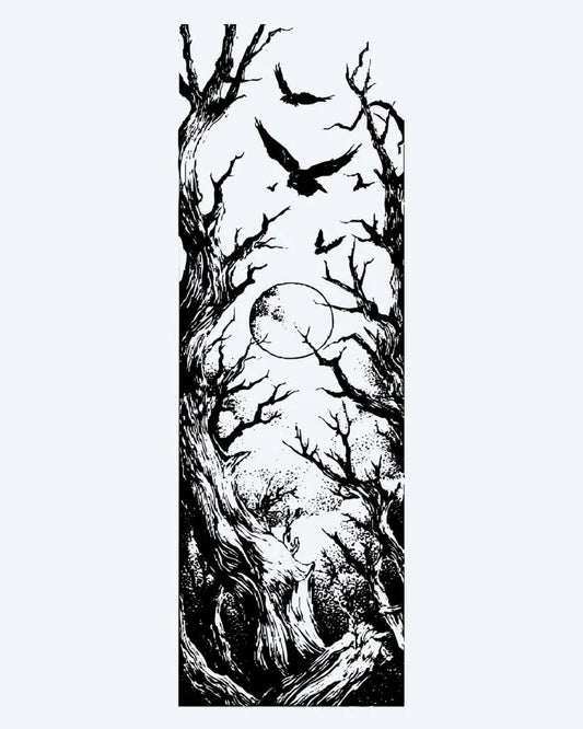 Tatuaje semi-permanente Bosque Oscuro y Cuervos diseño de INKON – ilustración de atmosférico, nudoso, desnudo, árboles, cuervos, 8 x 20 in (20x50cm), disponible en inkon.co