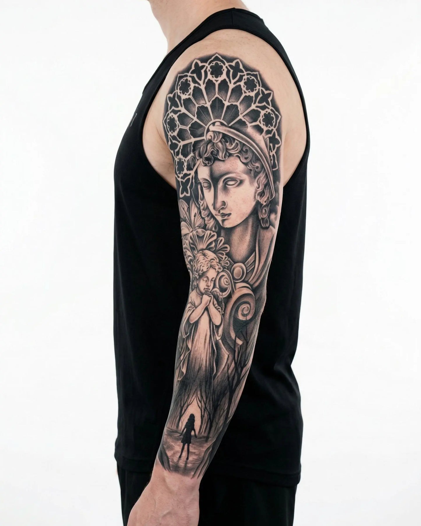 INKON Ángel Guardián y Catedral tatuaje semi-permanente aplicado en un hombre – diseño de 8 x 20 in (20x50cm), apariencia de tinta realista, dura 10 días