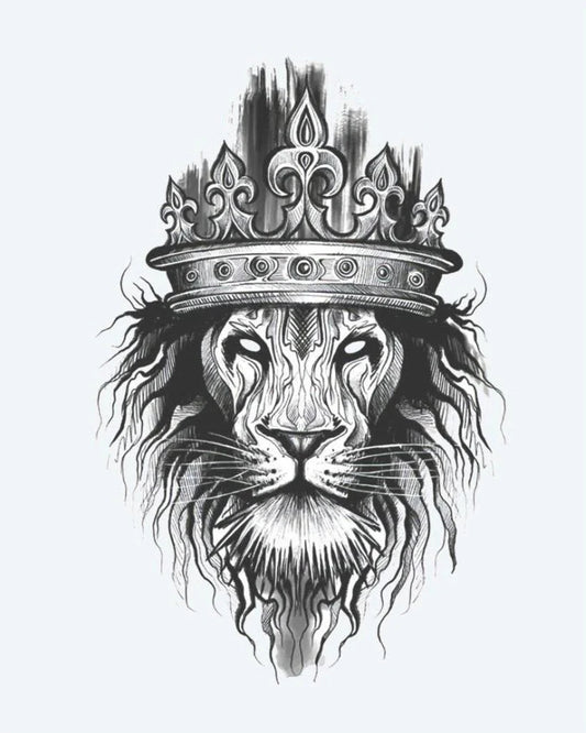 Tatuaje semi-permanente León Coronado diseño de INKON – ilustración de majestuoso, león, cabeza, usando, ornamentado, 4 x 7 in (10x17cm), disponible en inkon.co