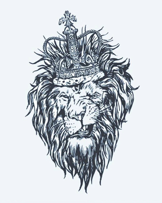 Tatuaje semi-permanente Corona del Rey León diseño de INKON – ilustración de majestuoso, león, cabeza, usando, real, 4 x 7 in (10x17cm), disponible en inkon.co