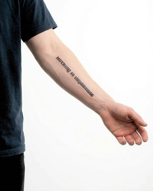 INKON Nada Es Imposible tatuaje semi-permanente aplicado en un hombre – diseño de 4 x 7 in (10x17cm), apariencia de tinta realista, dura 10 días