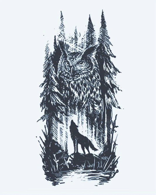 Tatuaje semi-permanente Búho del Bosque y Lobo diseño de INKON – ilustración de con cuernos, posado, entre, pino, árboles, 4 x 7 in (10x17cm), disponible en inkon.co