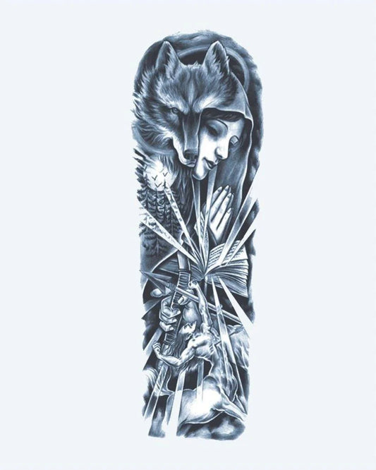 Tatuaje semi-permanente Niña Lobo y Guerrero diseño de INKON – ilustración de místico, completo, manga, mujer, lobo, 8 x 20 in (20x50cm), disponible en inkon.co